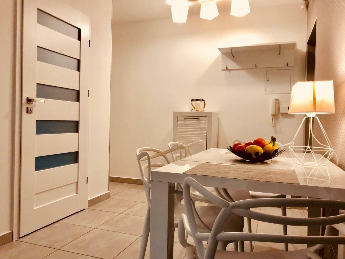 Apartamenty Aleksandry Apartament Przy Parku Świnoujście Extérieur photo